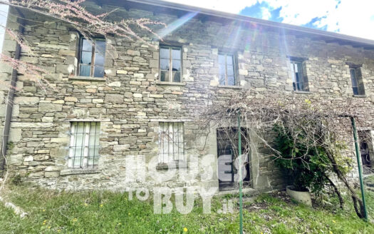 Property houses and land, Borgotaro (PR) Location Ramiseto di Tiedoli