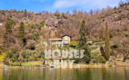 Villa with direct access to the Lake, Darfo Boario Terme (BS)