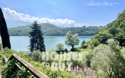 Villa with direct access to the Lake, Darfo Boario Terme (BS)