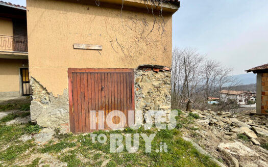 House to be redeveloped, Gandosso (BG)