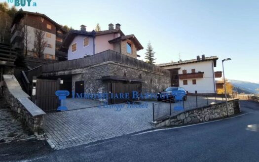 In Aprica, Two-room Apartment for Sale