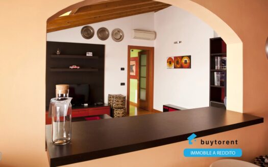 Milano, two room apartment in Rubens 19 D street