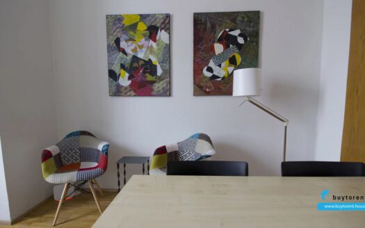 Milano, two-room apartment Crema 17