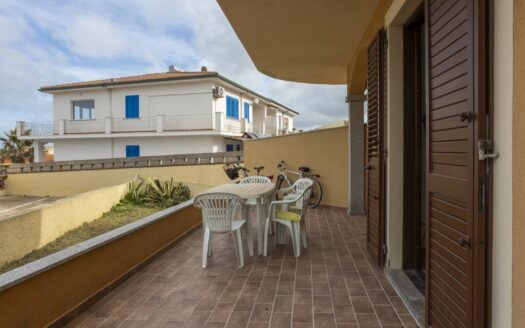 Apartment in Valledoria with Courtyard Near the Sea