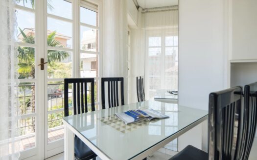 Ceriale, Independent House on Via Concordia