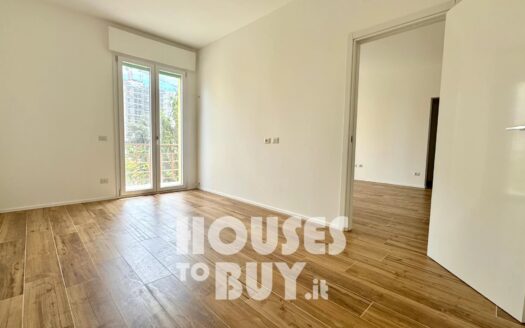 Renovated two-room apartment